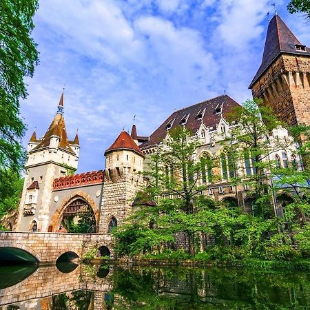 Varosliget Apartman Budapest Apartment Bagian luar foto
